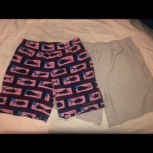 Lot of 2 Columbia Omni-shade shorts size large